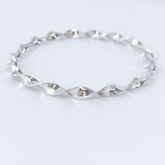Vintage Sterling Silver 925 Twisted Bangle Bracelet 7.25” - Picture 4 of 7